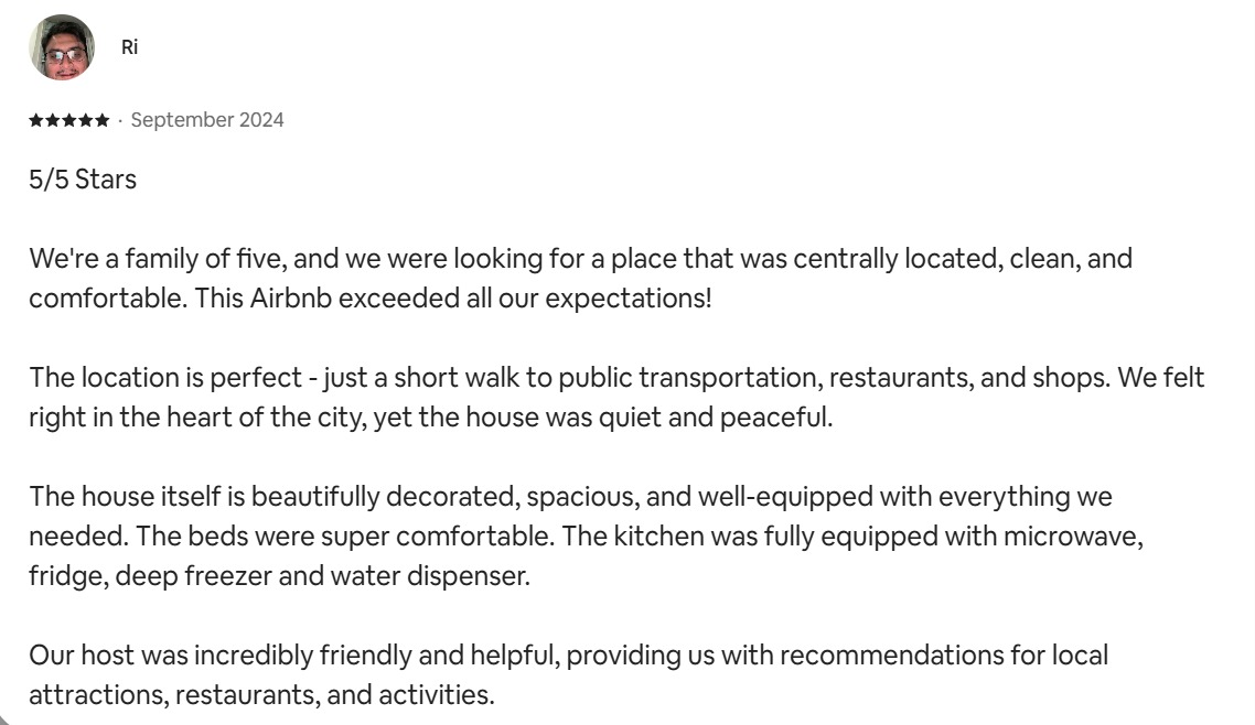 Airbnb review screenshot from a guest